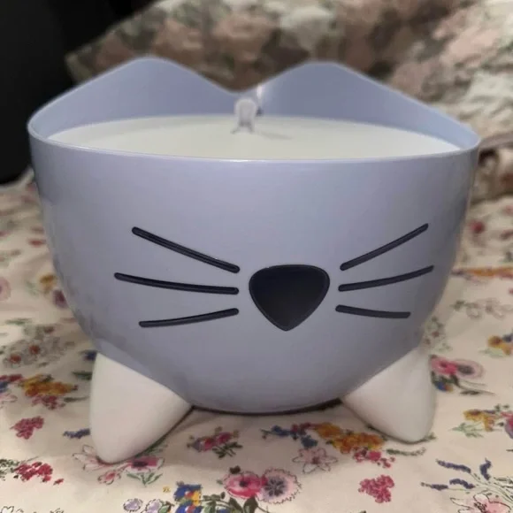 Catit PIXI Whimsical Cat-Shaped Light Up Free Standing Drinking Fountain Bowl - Picture 1 of 5